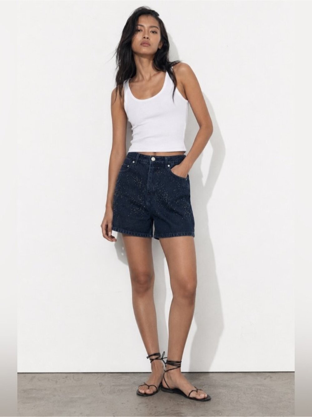 Zara Rhinestone Embellished Denim Shorts – Size 4 (EUR 36)